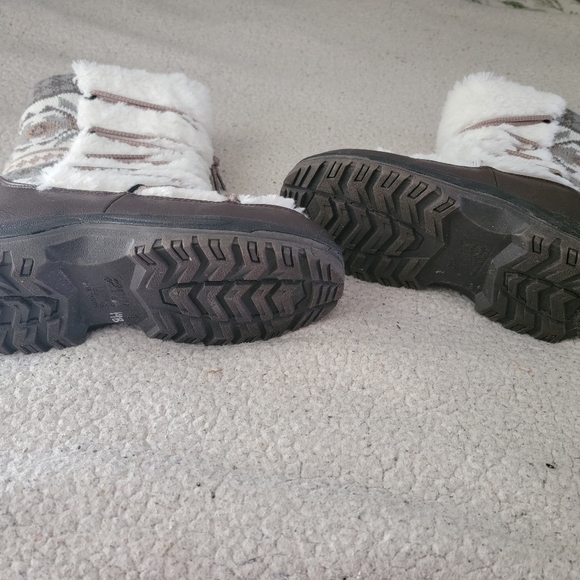 Muk Luks | Massak Snow Boots | Size 9 | EUC! - Picture 4 of 8